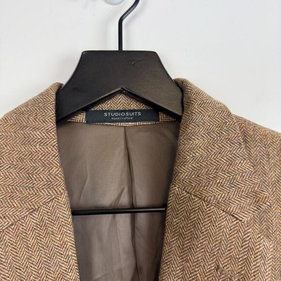 StudioSuits Handcrafted 100% Wool Blazer Jacket Brown Tan Herringbone - 42L Long - Picture 3 of 10